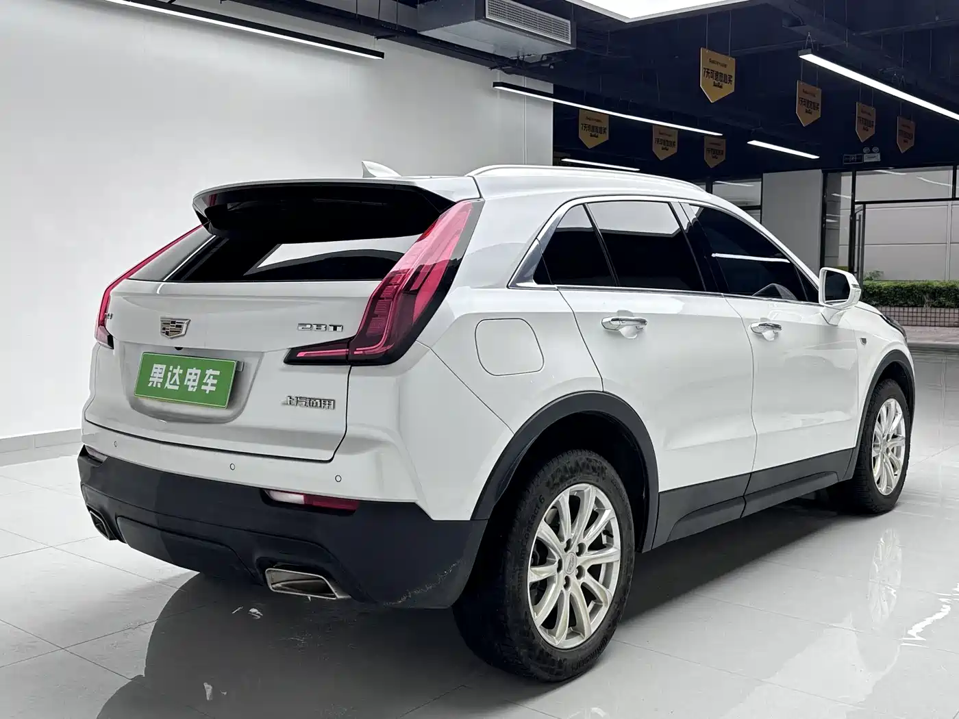 Cadillac XT4 2021 28T FWD Technology Edition фото 5