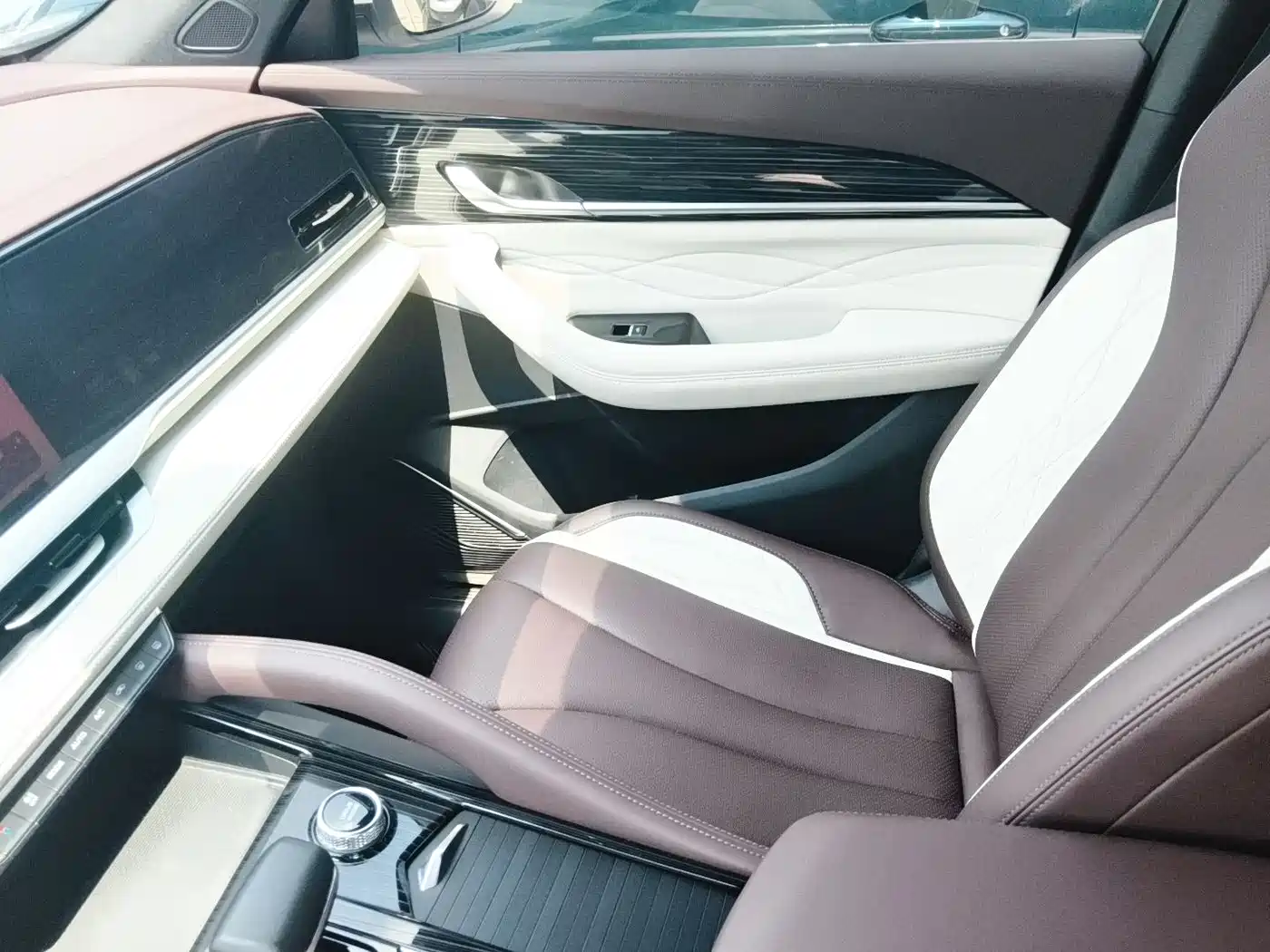 GEELY AUTOMOBILE XINGYUE L