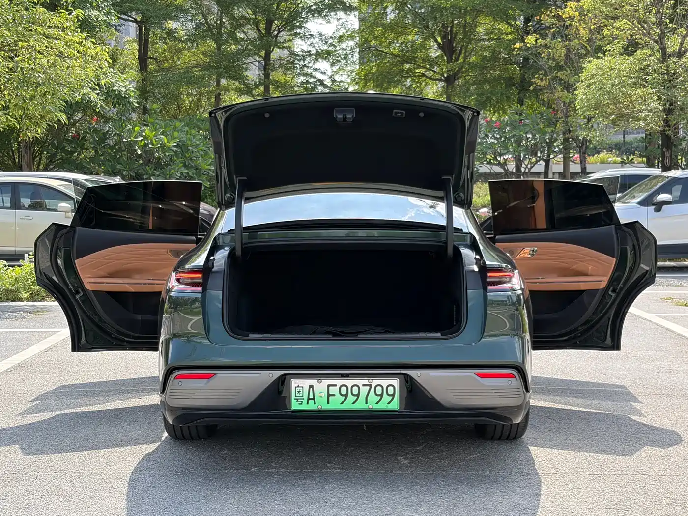 Geely Galaxy Galaxy Xingyao 8 2025 130km EM-P Starship Edition фото 28