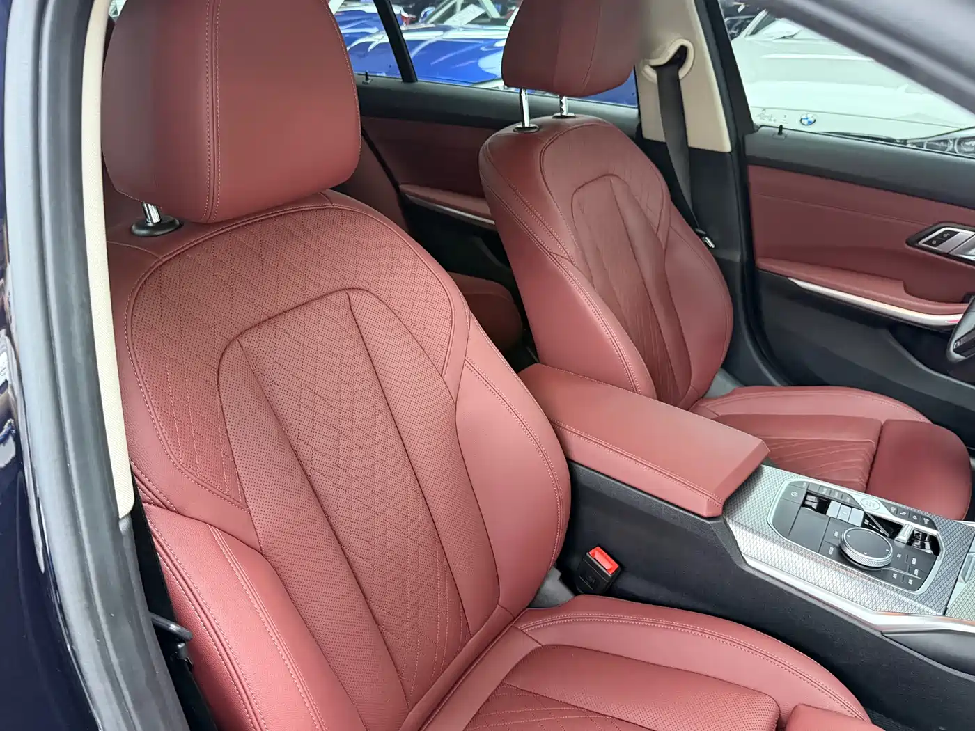BMW 3 Series 2024 325Li M Sport Shadowline Package фото 14