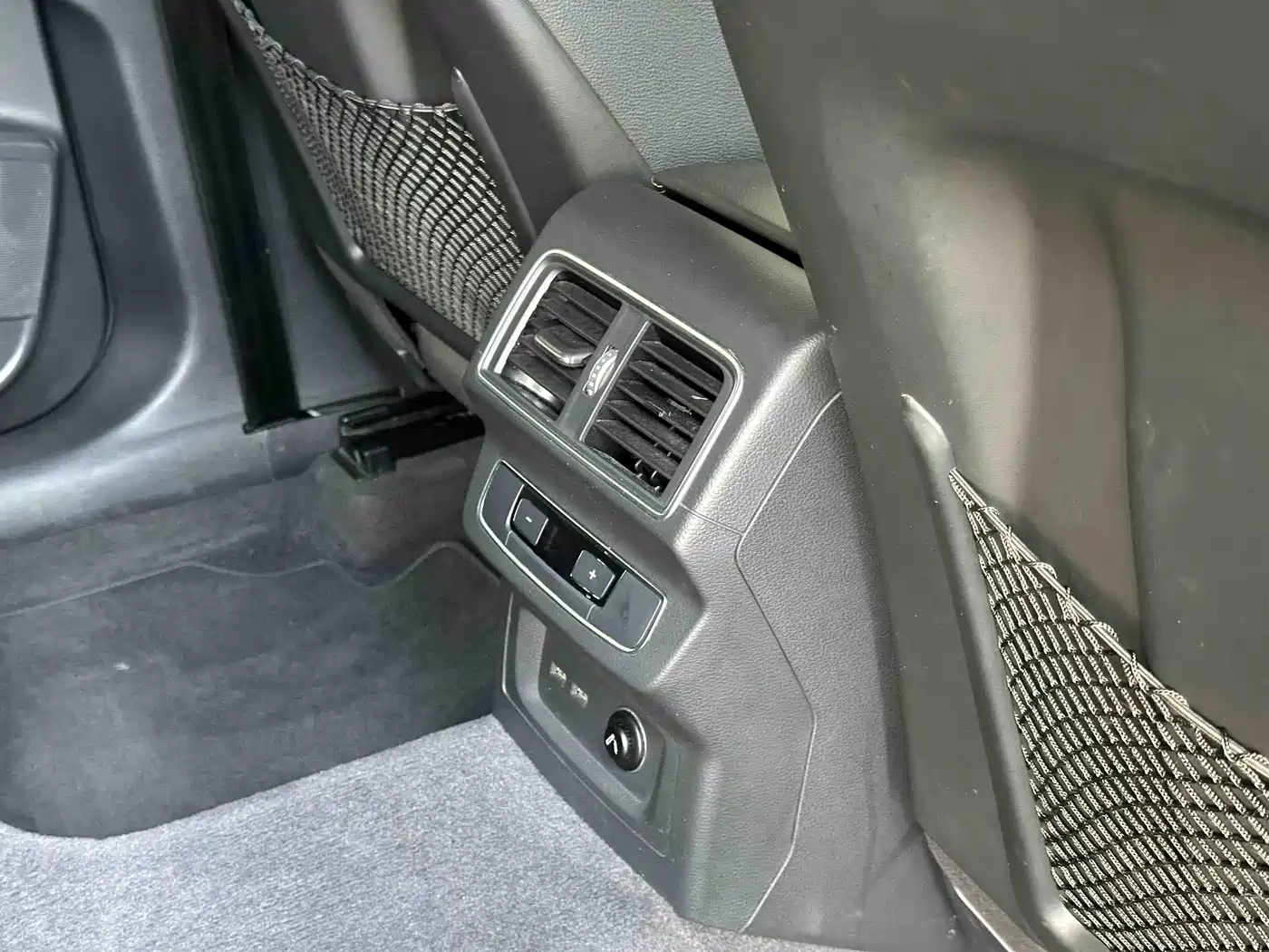 Audi Q5L 2018 45 TFSI Exclusive Fashion (China V) фото 19