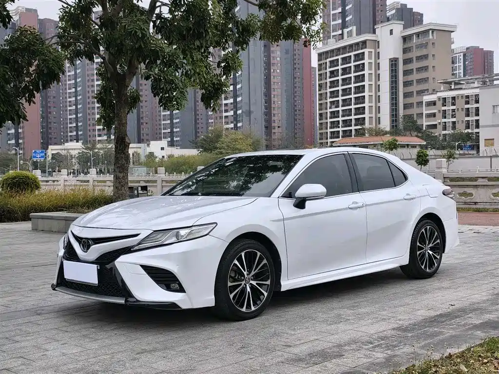 Toyota Camry 2018 2.5S Trend Edition