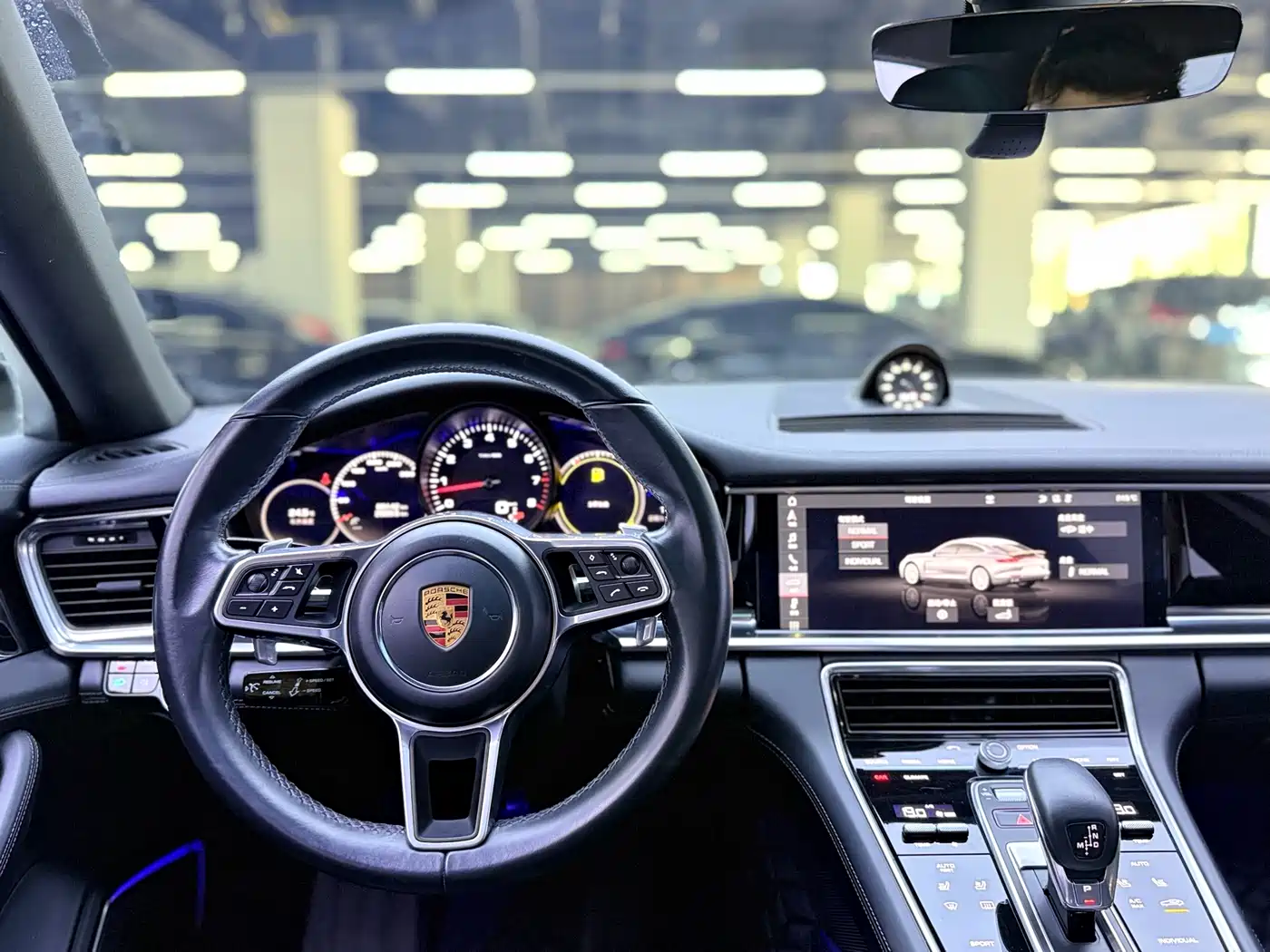 Porsche Panamera 2017 Panamera 4 Executive Long Wheelbase 3.0T фото 12