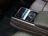 Фото 22 - Audi A8