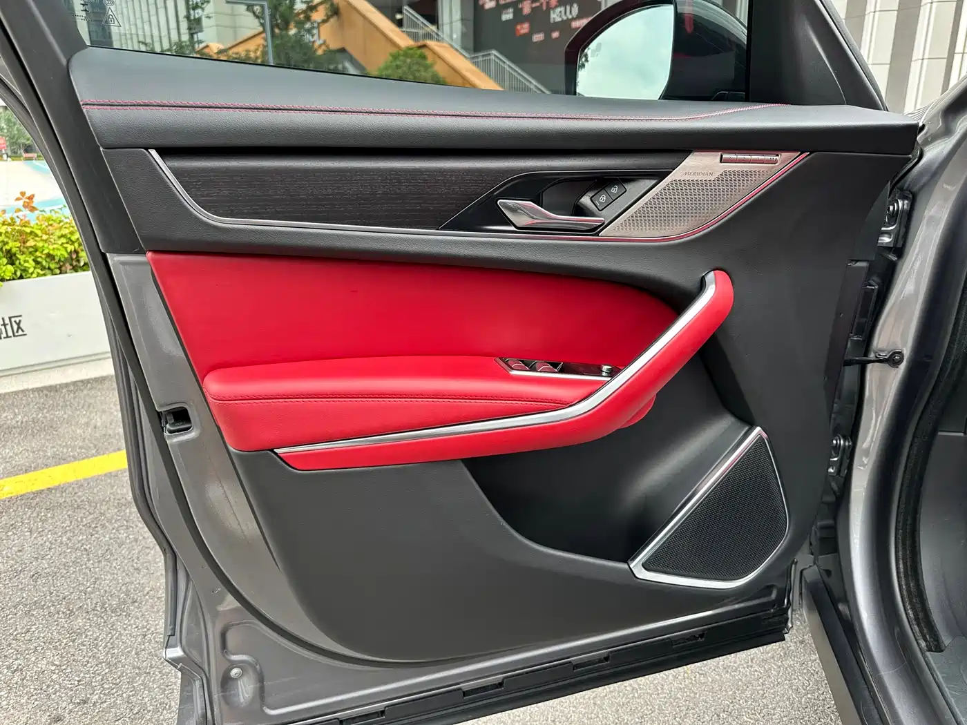 Jaguar F-PACE 2024 P250 R-Dynamic HSE фото 19