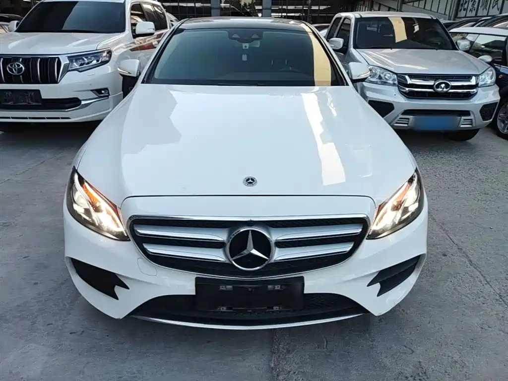 Mercedes-Benz E-Class 2020 Facelift E 300 L Sport Exclusive фото 3