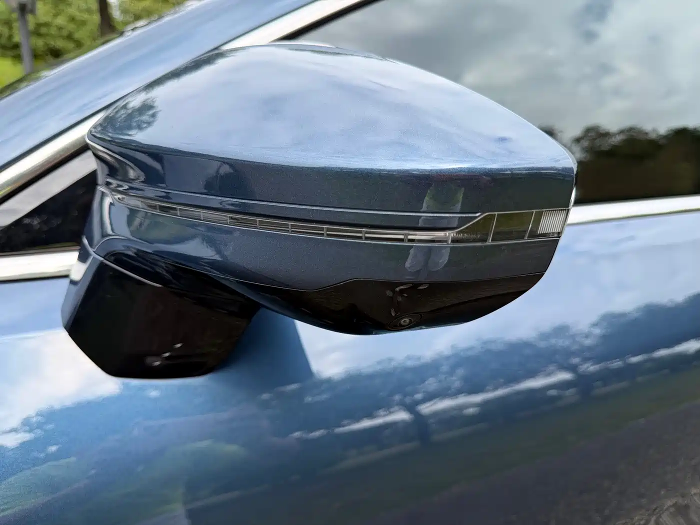 Geely Galaxy Galaxy Xingyao 8 2025 2025 130km EM-i Premium Edition