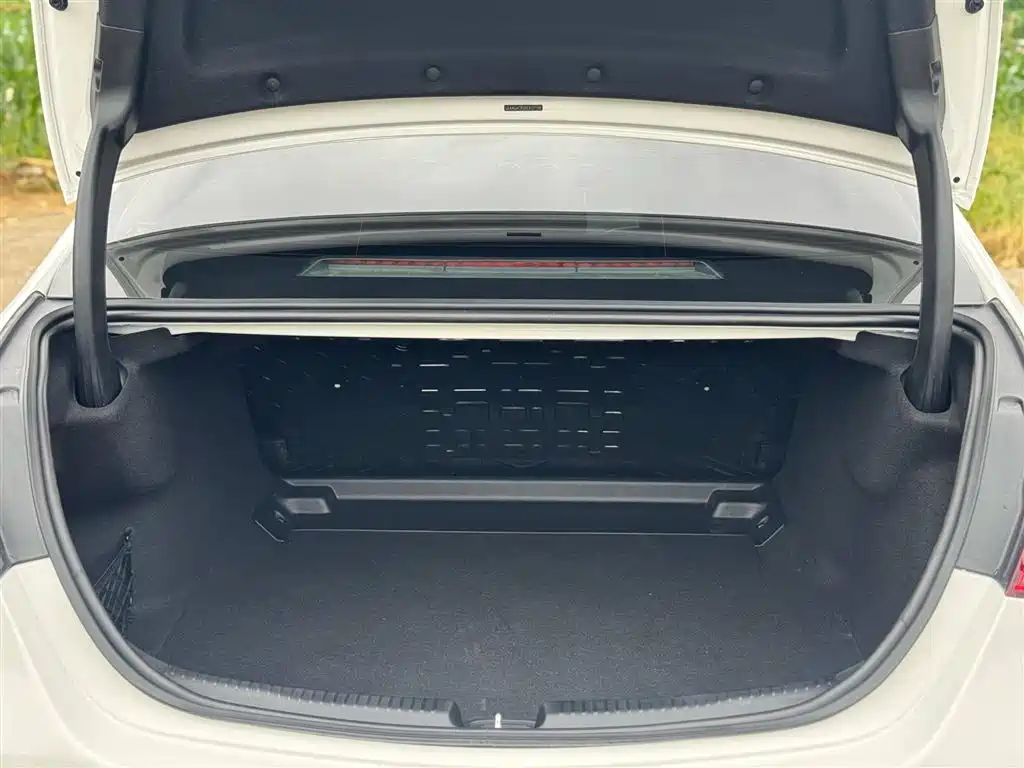 Mercedes-Benz C-Class 2024 Facelift III C 260 L Sport фото 11