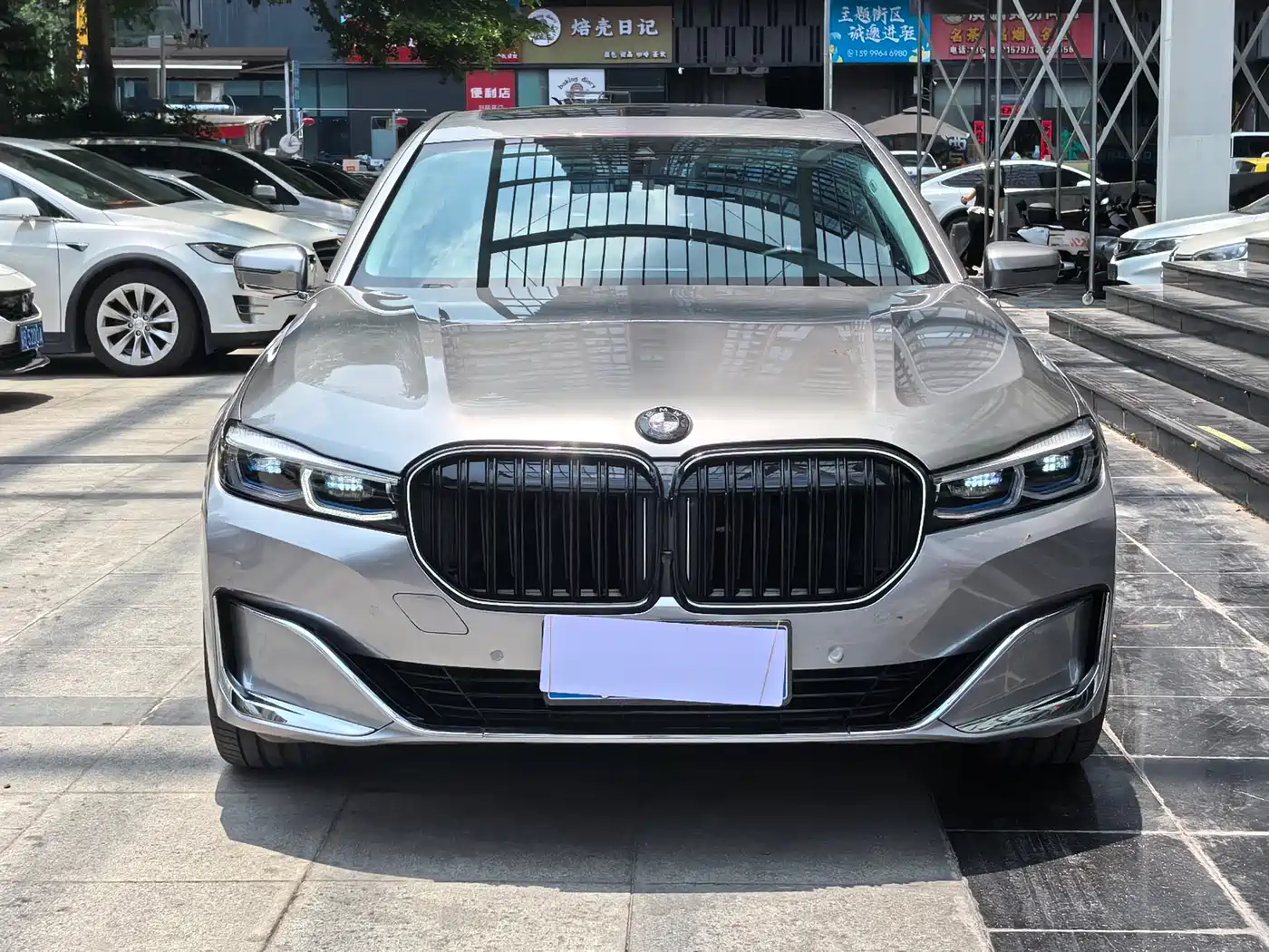 BMW 7 Series 2019 Facelift 740Li Exclusive M Sport Package фото 2