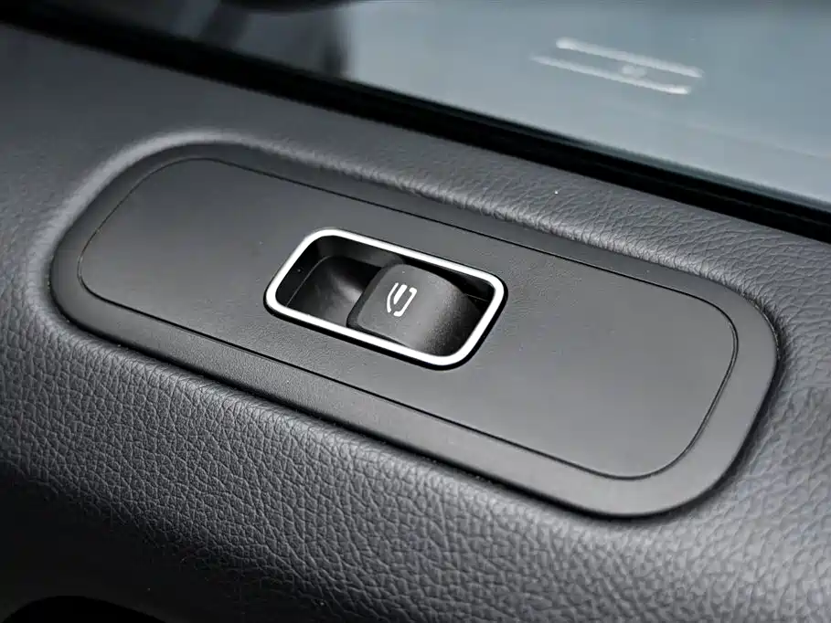Mercedes-Benz G-Class 2023 G 350 фото 30