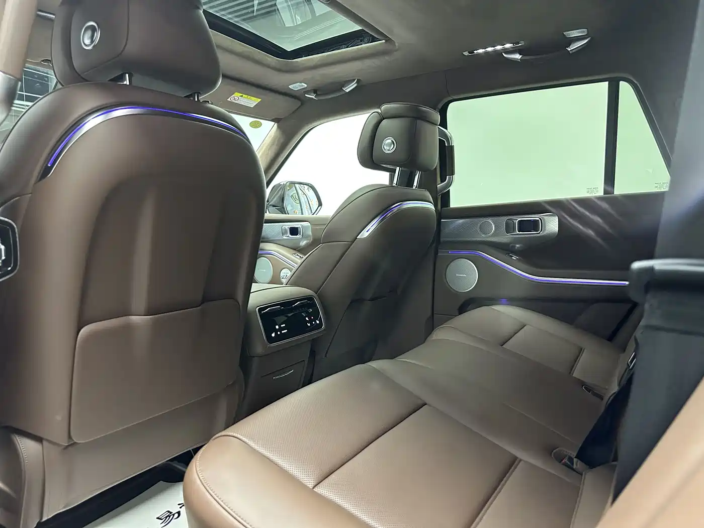 TANK TANK 700 NEW ENERGY