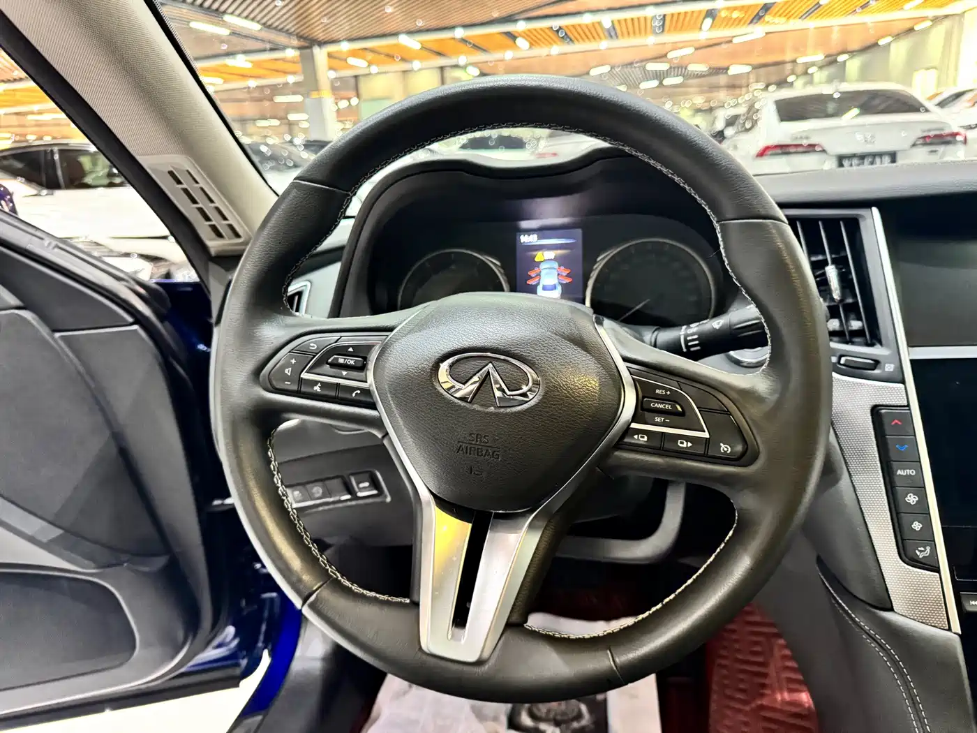 Infiniti Q50L 2019 2018 2.0T Premium Edition (China VI)
