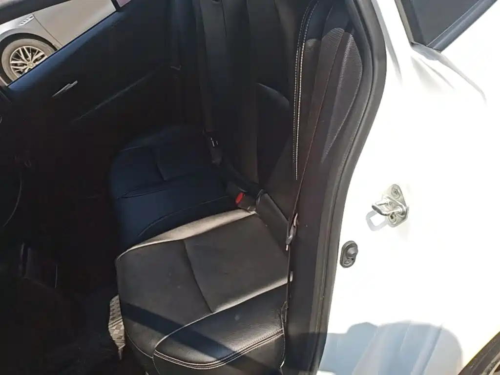 Toyota Corolla 2019 1.2T S-CVT Sport Edition фото 17