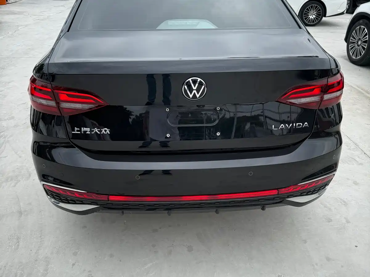 VOLKSWAGEN LAVIDA