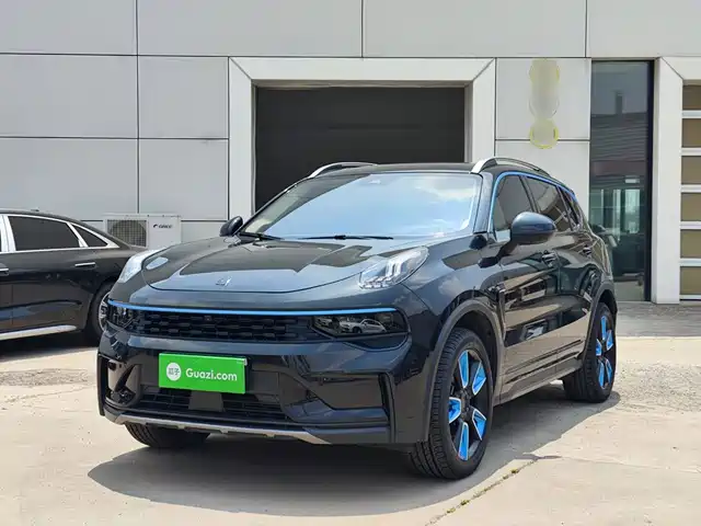 Lynk & Co 01 2021 2.0TD 2WD Pro