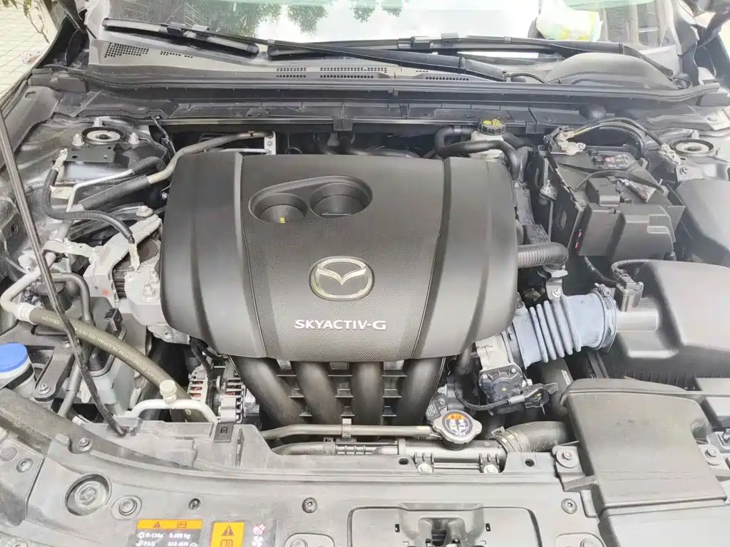 Фото 3 - Mazda Mazda 3