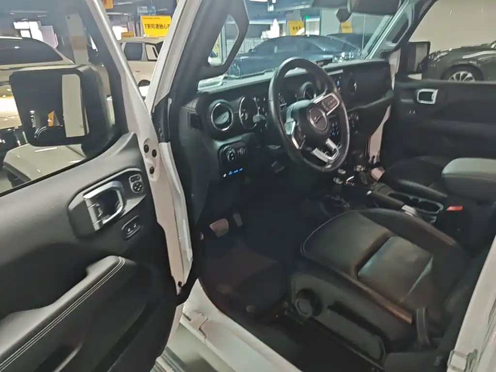 Jeep Wrangler 4xe 2022 2021 4-Door 2.0T 4xe Sahara