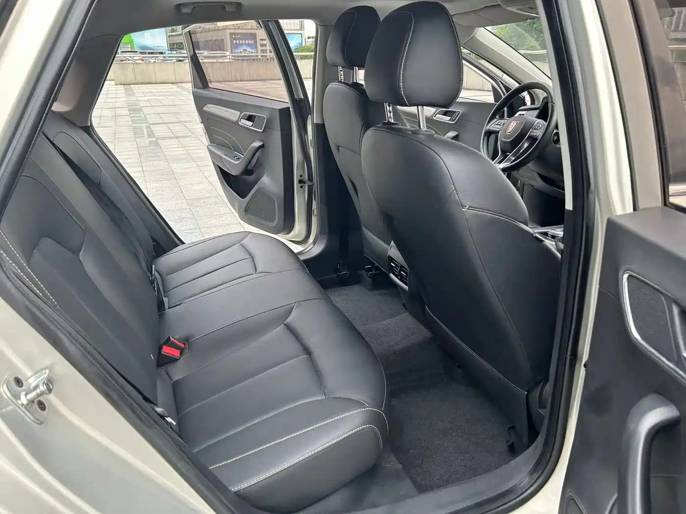 Roewe i6 New Energy 2018 2017 45T Hybrid Connected Smart Enjoyment Edition