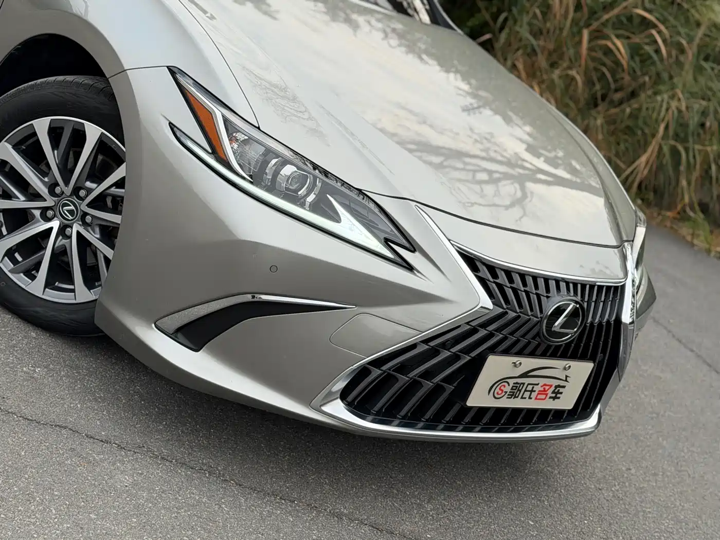 Lexus ES 2021 200 Excellence Edition фото 7