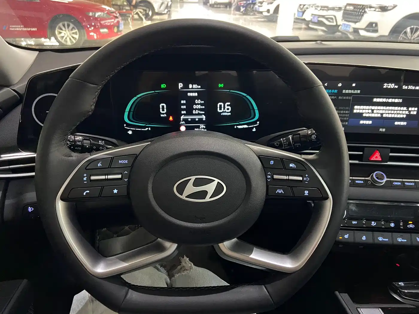 Hyundai Elantra 2023 Model 1.5L CVT LUX Premium Edition фото 20