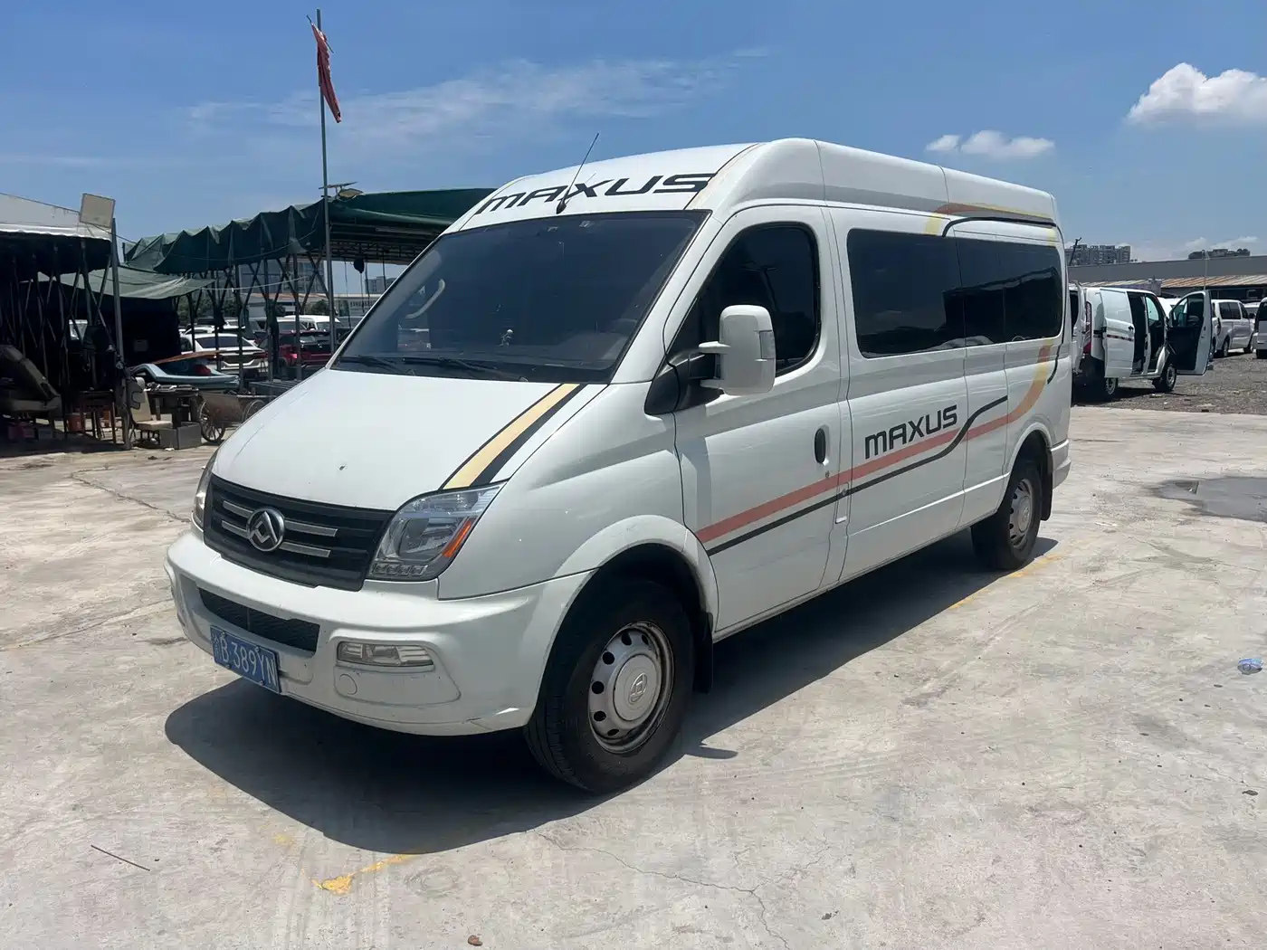 SAIC Maxus Xintu V80 2023 2.0T PLUS Manual All-round King Long Wheelbase Medium Roof 6/7/8/9-seater