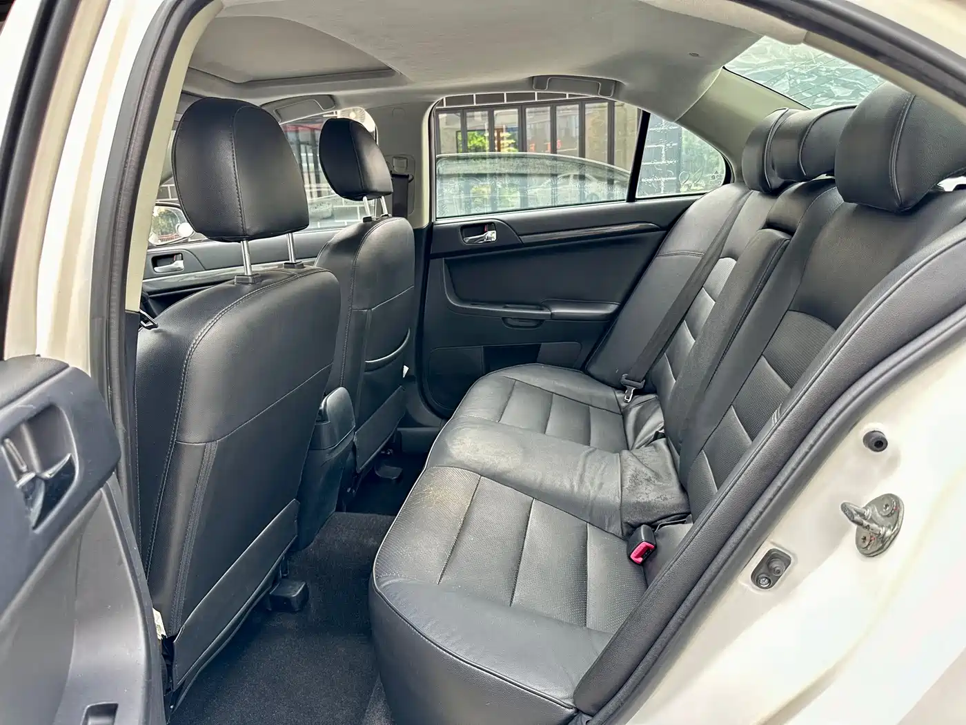 Mitsubishi Lancer EX 2015 2013 Fashion Edition 1.8L CVT Comfort