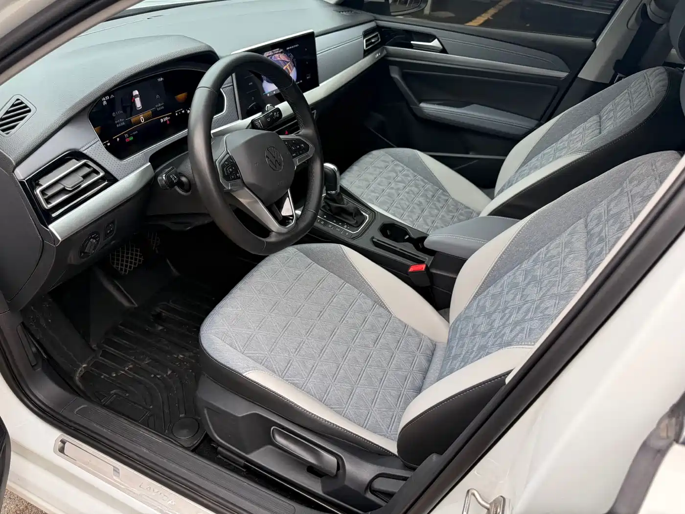 Volkswagen Lavida 2023 280TSI DSG Comfort Edition фото 8