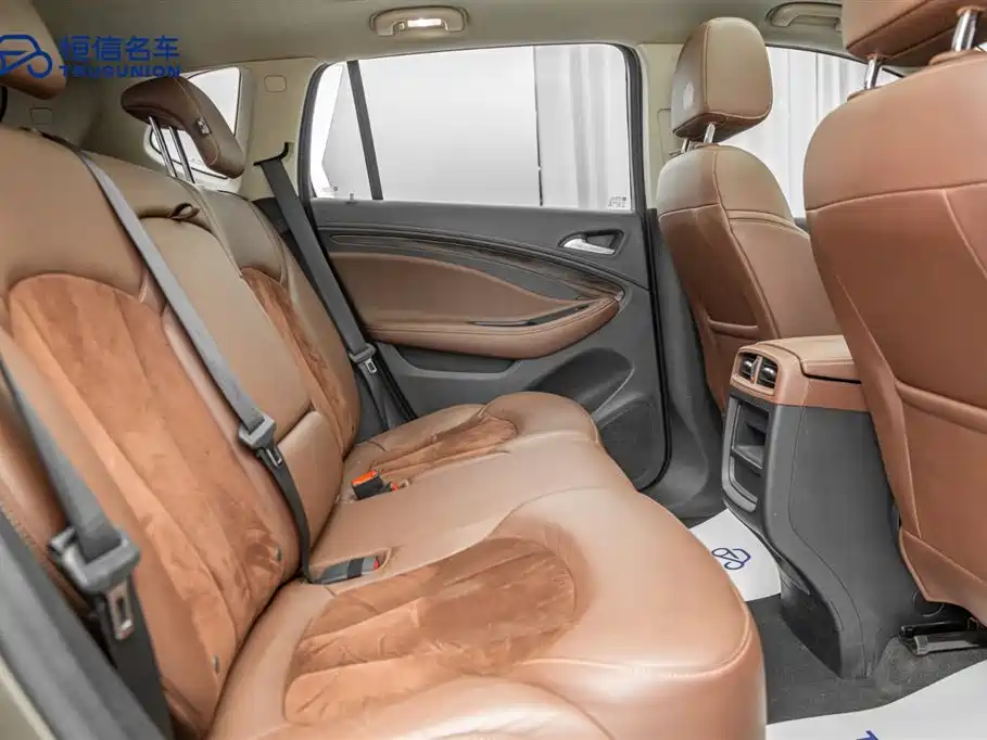 Buick Envision Plus 2017 20T FWD Elite фото 16