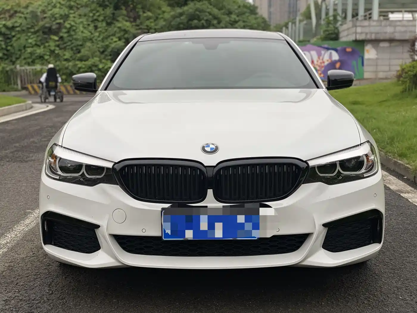 BMW 5 Series 2020 525Li M Sport Package фото 2