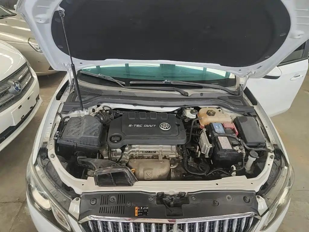 Фото 20 - Buick Excelle