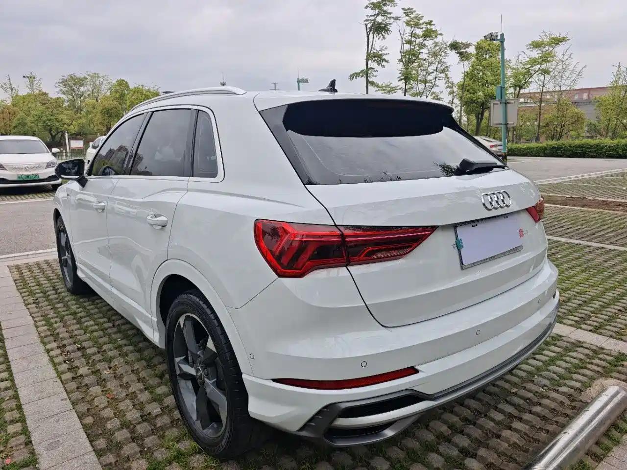 Audi Q3 2022 35 TFSI Fashion Dynamic фото 6
