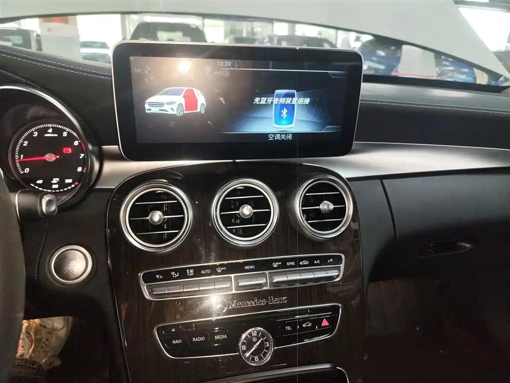 Mercedes-Benz C-Class 2017 Facelift C 200 L фото 5