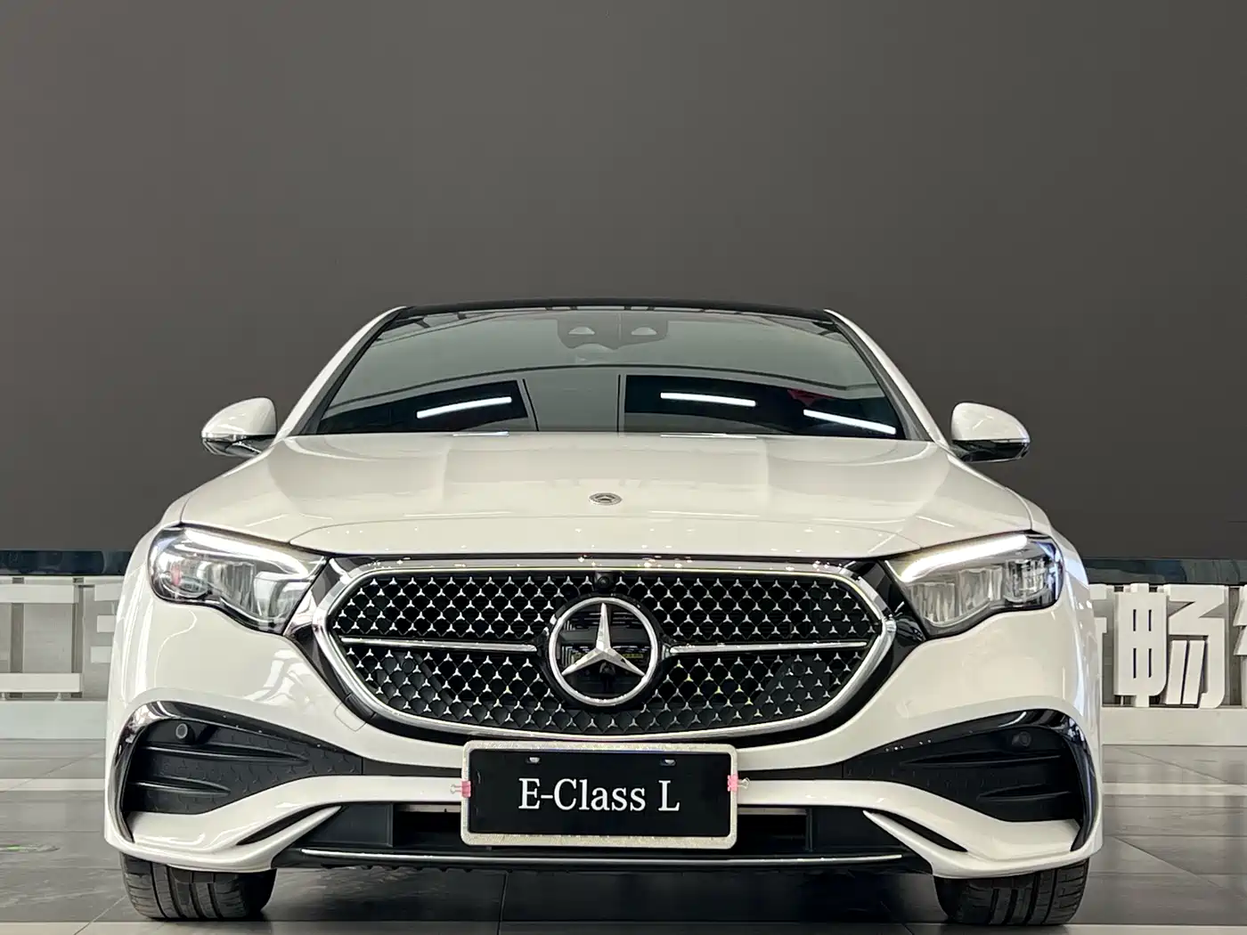 Mercedes-Benz E-Class 2024 E 300 L Fashion Sport фото 5