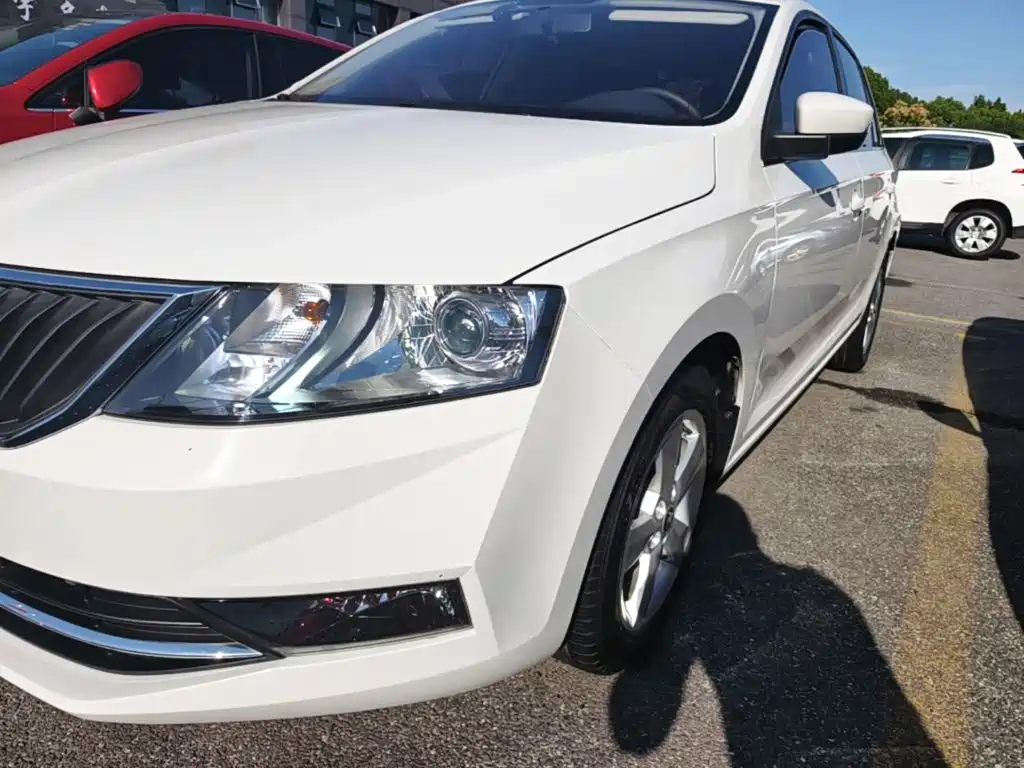 Škoda Skoda Rapid Spaceback 2020 2019 Facelift 1.5L Automatic Comfort Version China V