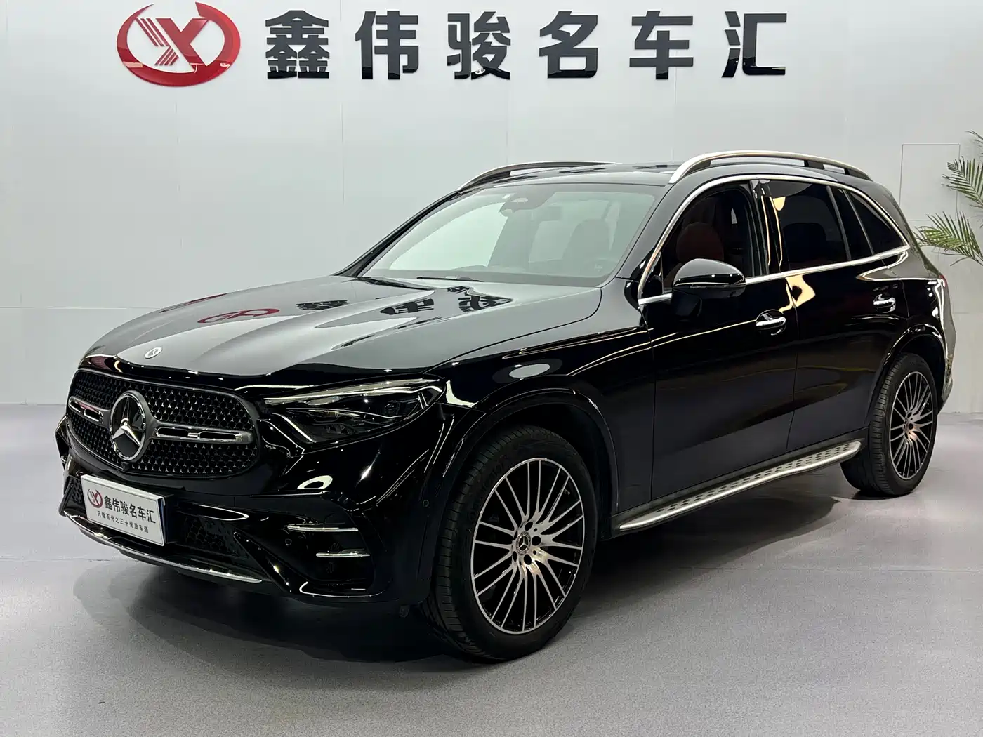 Mercedes-Benz GLC 2023 Facelift GLC 300 L 4MATIC Luxury 5-Seater фото 2