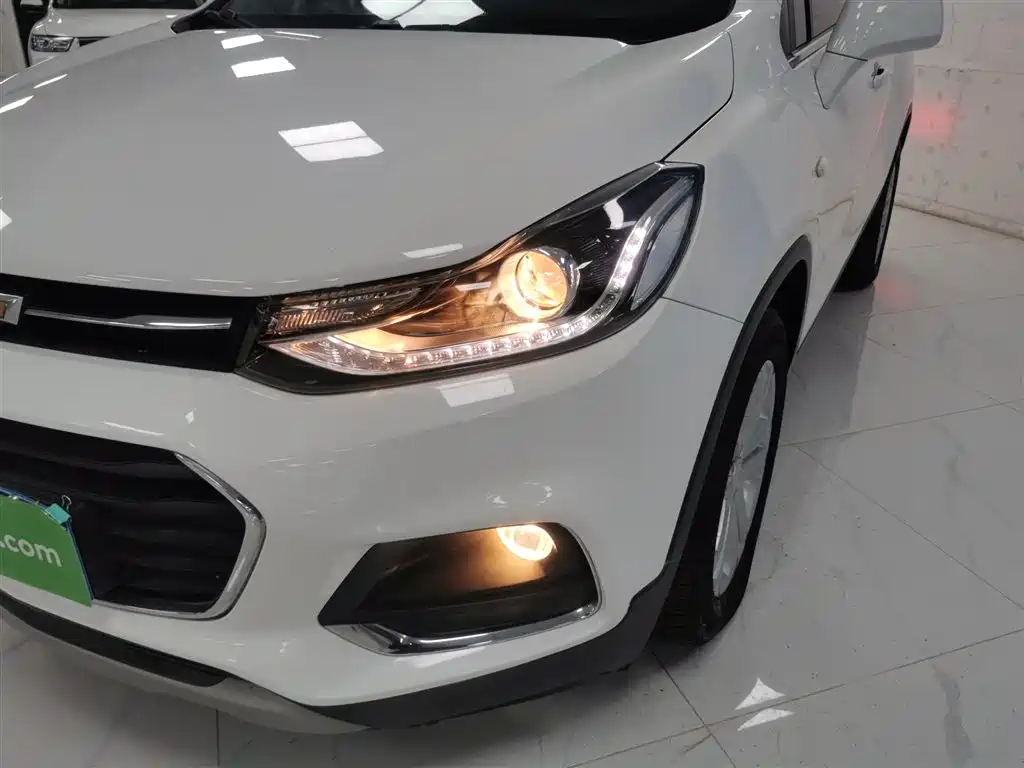 Chevrolet Trax 2018 330T Automatic 2WD Luxury фото 24