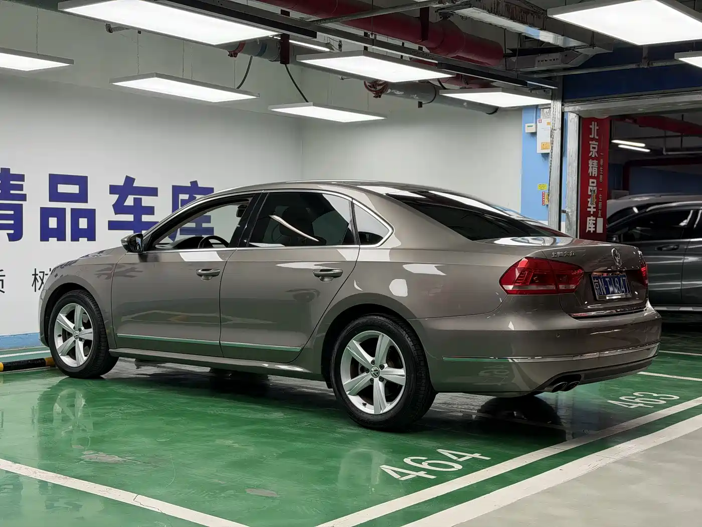 Volkswagen Passat 2011 1.8TSI DSG Royal Edition фото 9