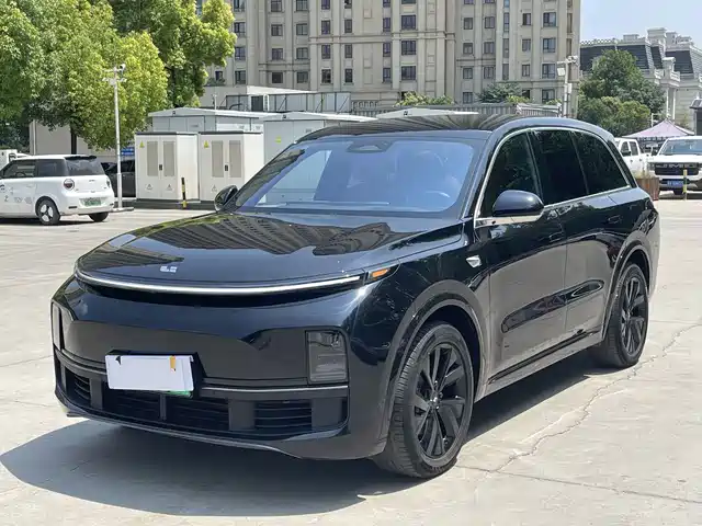 Li Auto Li L8 2023 Pro