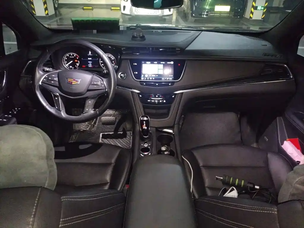 Cadillac XT5 2021 2.0T 2WD Luxury Edition фото 10