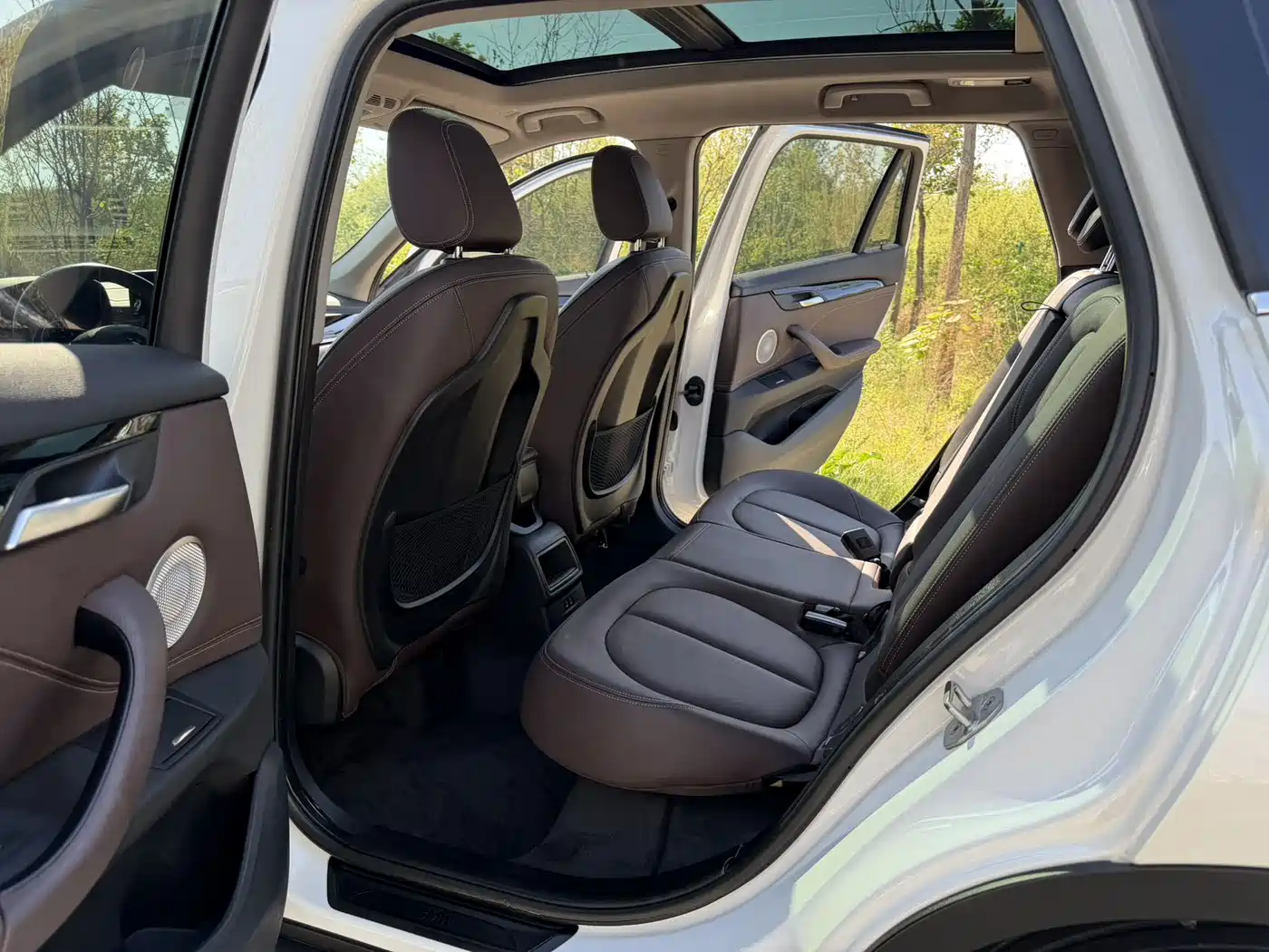 BMW X1 2022 sDrive20Li Fashion фото 18