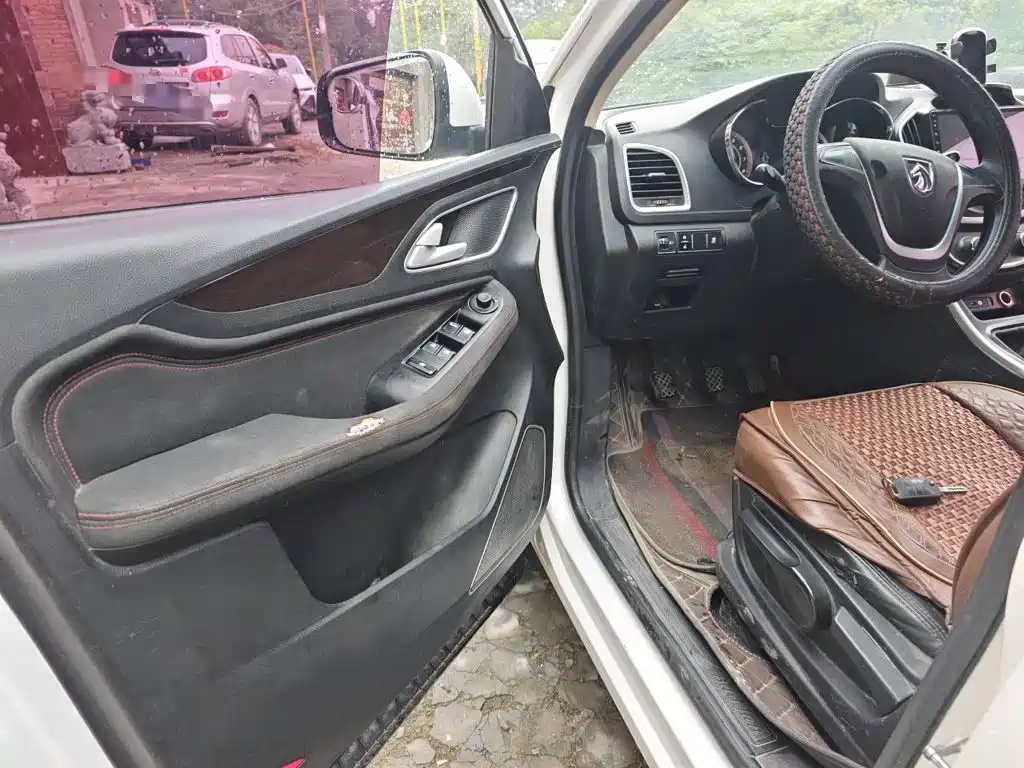 Baojun 560 2017 2016 1.8L Manual Value