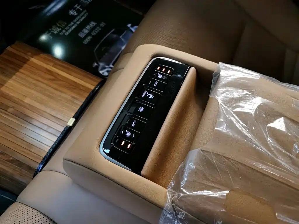 Lexus LS 2020 500h Excellence (China V) фото 11
