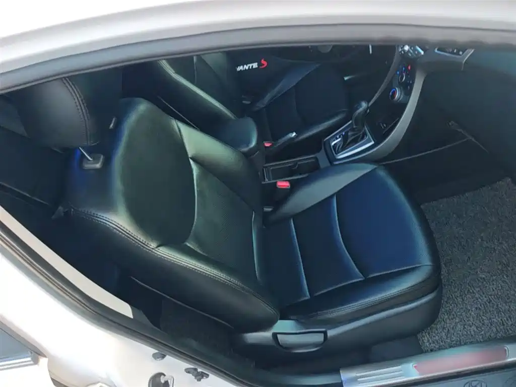 Hyundai Langdong 2016 1.6L Automatic Smart Edition фото 25