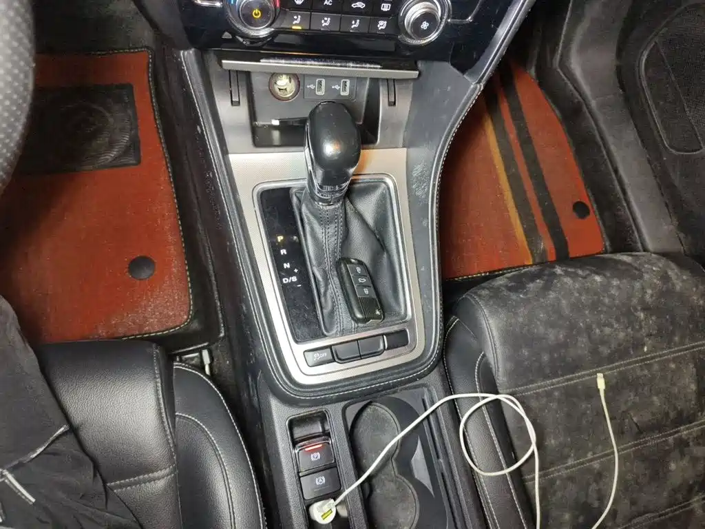 MG MG6 2018 2017 20T Automatic Luxury Smart Connect Version (China V)