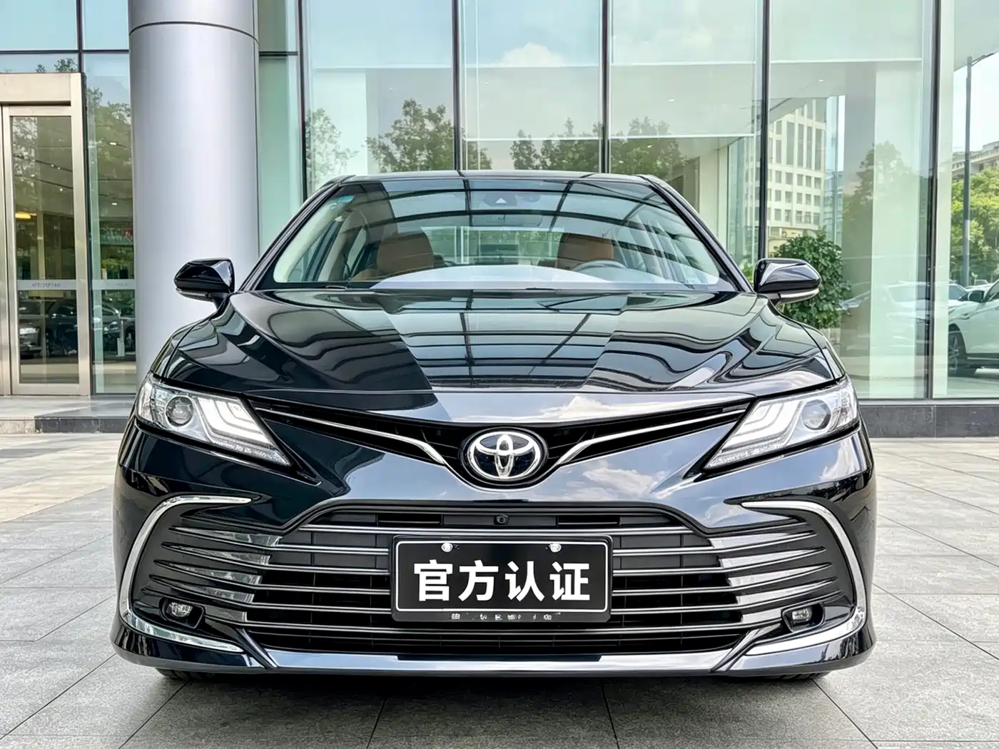 Toyota Camry 2021 2.0G Luxury Edition фото 2
