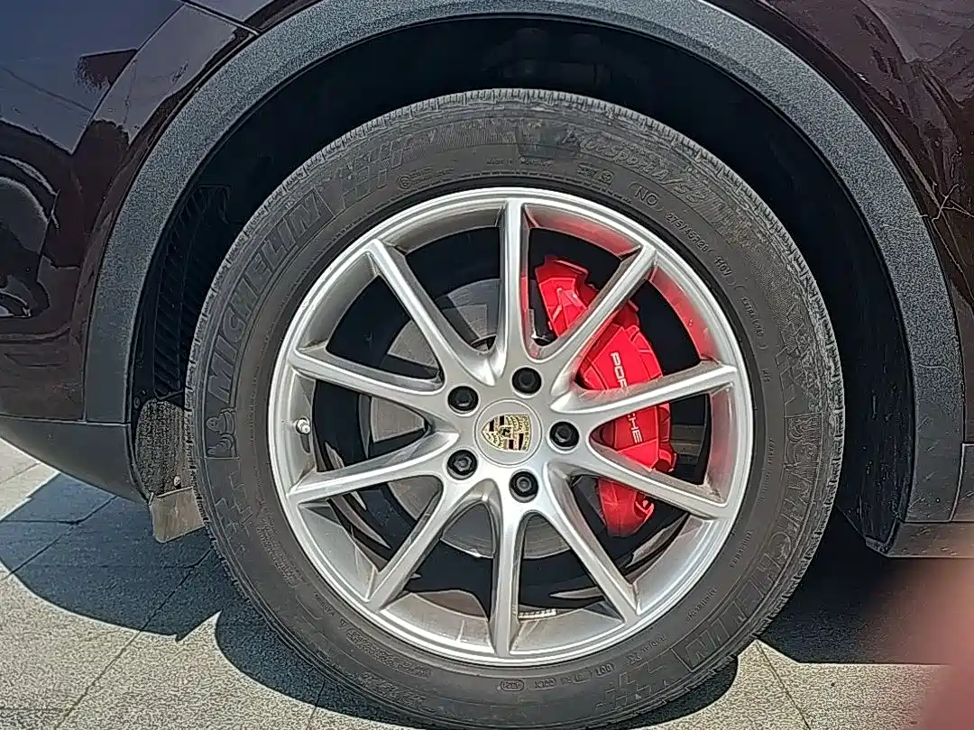 Porsche Cayenne 2022 Cayenne 3.0T Platinum Edition фото 7