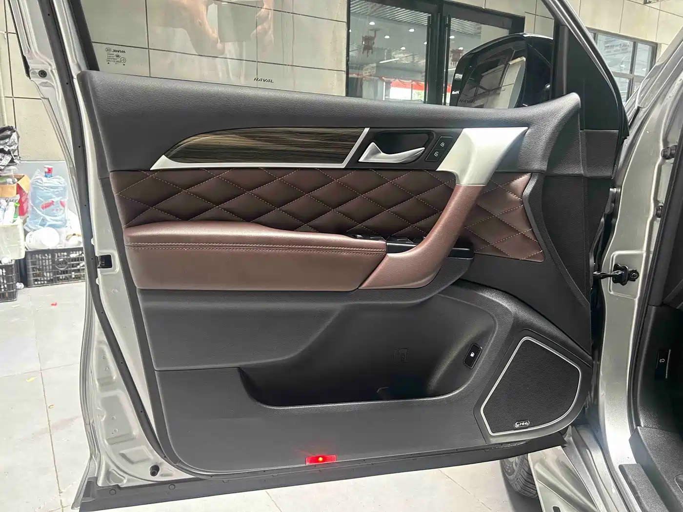 Photo 11 - Haval H9