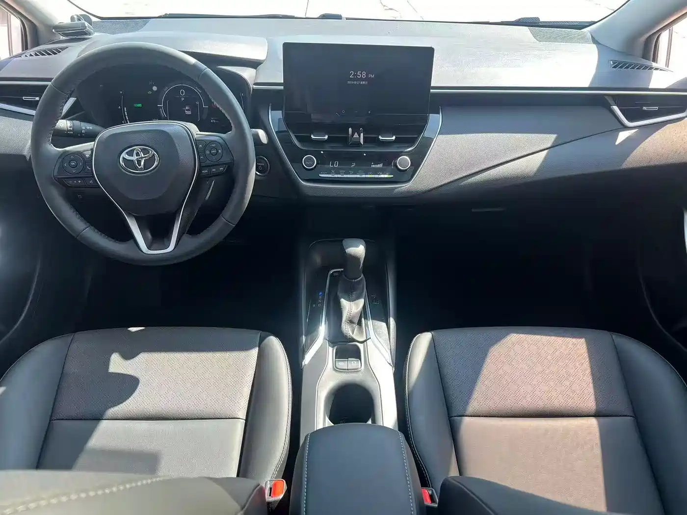 Toyota Corolla 2024 Model 1.8L Smart Hybrid Elite Edition фото 5