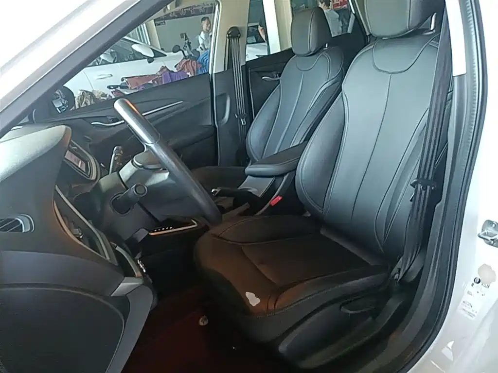 Buick Excelle 2021 Facelift 1.3T Auto Mild Hybrid Elite фото 15