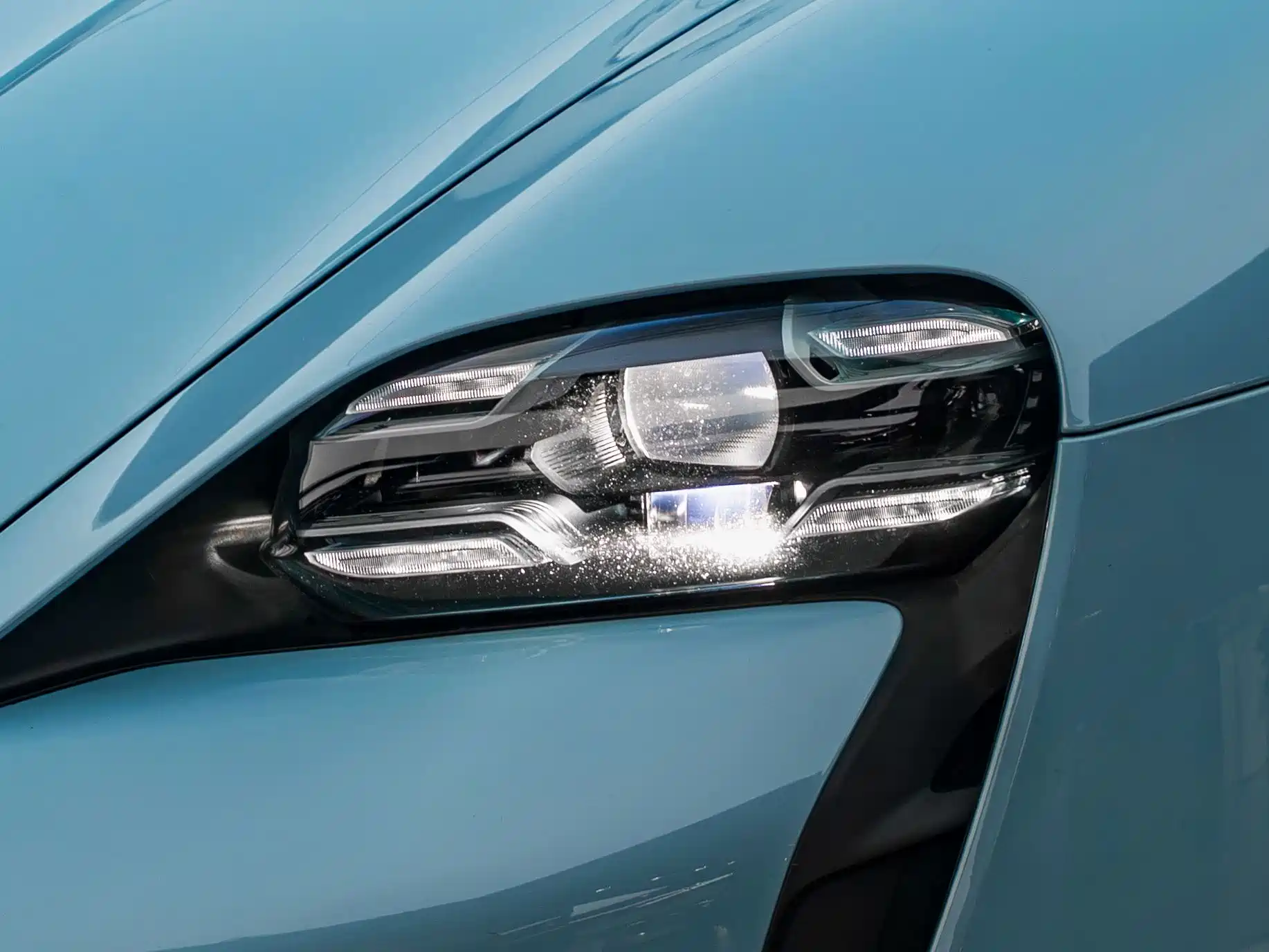Фото 9 - Porsche Taycan